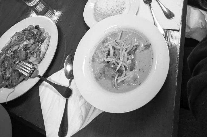 The feast of dishes from Chang Thai.