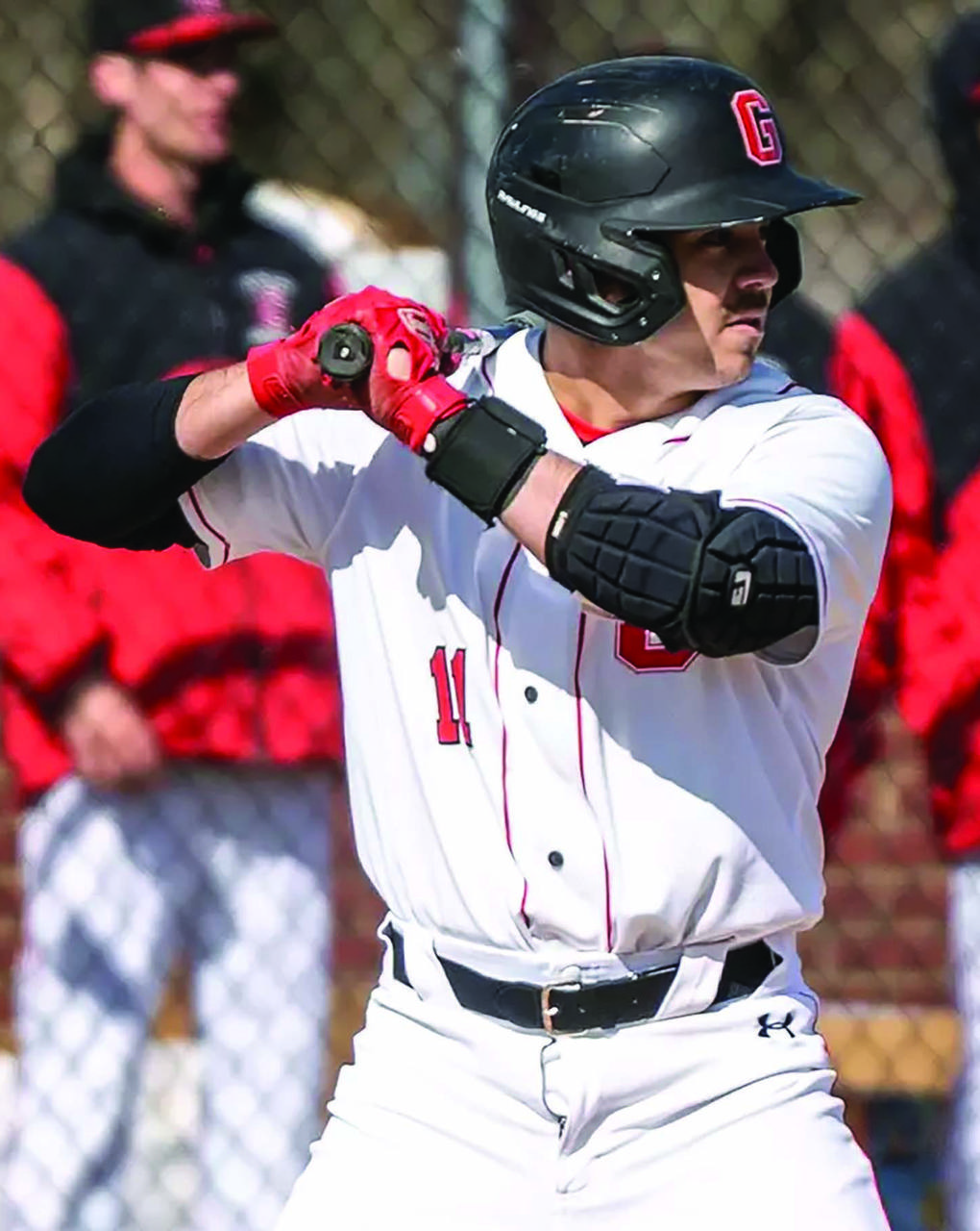 Baseball sweeps the Cougars in home opener