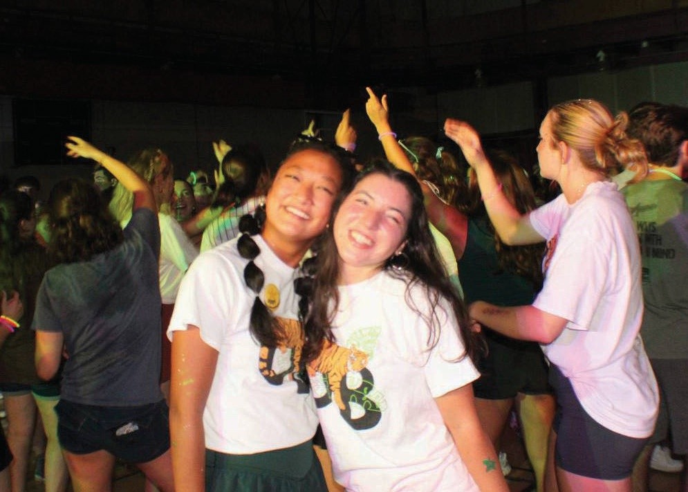 OB members Abby Bonaquist ‘27 and Delaney Parke ‘27 enjoy the night in the IM rooms.