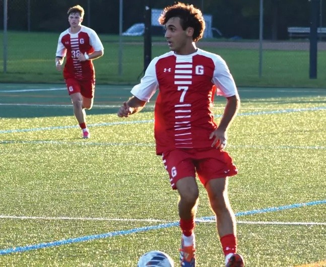 Seniors spark strong start