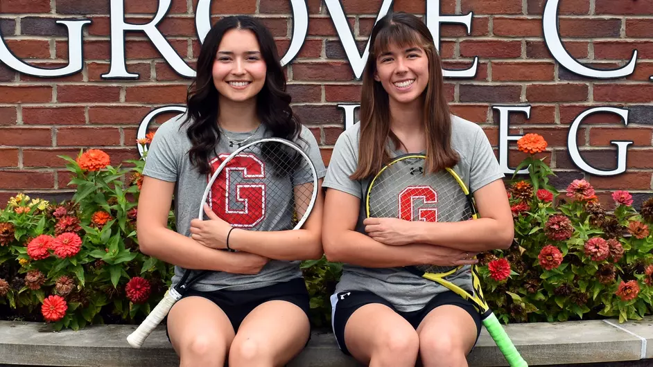 Senior Day sweep solidifies strong record for women’s tennis